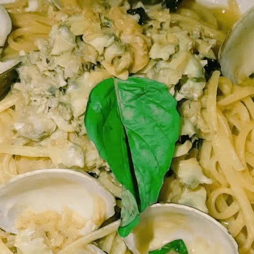 Linguine Alla Vongole.