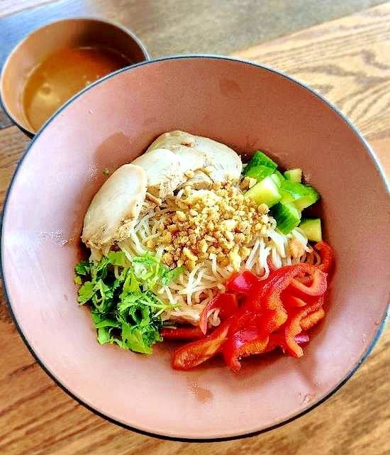Cold sesame noodle.