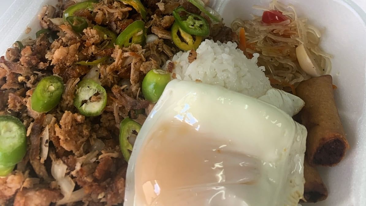 Lunch at Our Filipino Cafe: Boba, Tea, and More