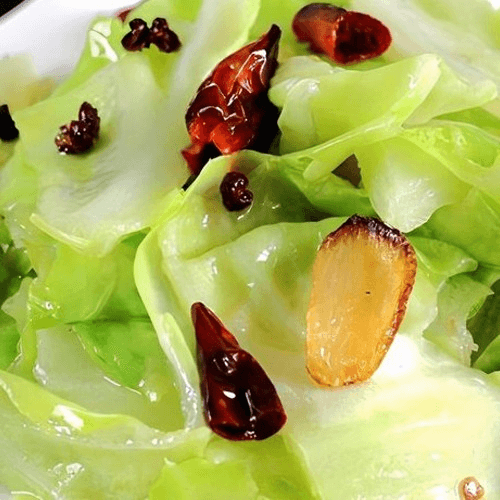 Cabbage Sauteed with Chili 炝爆洋白菜