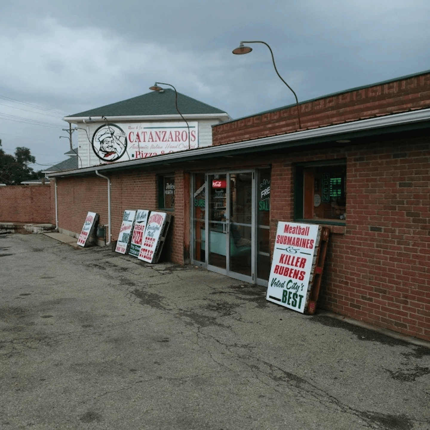 Welcome to Catanzaro's Pizza & Subs