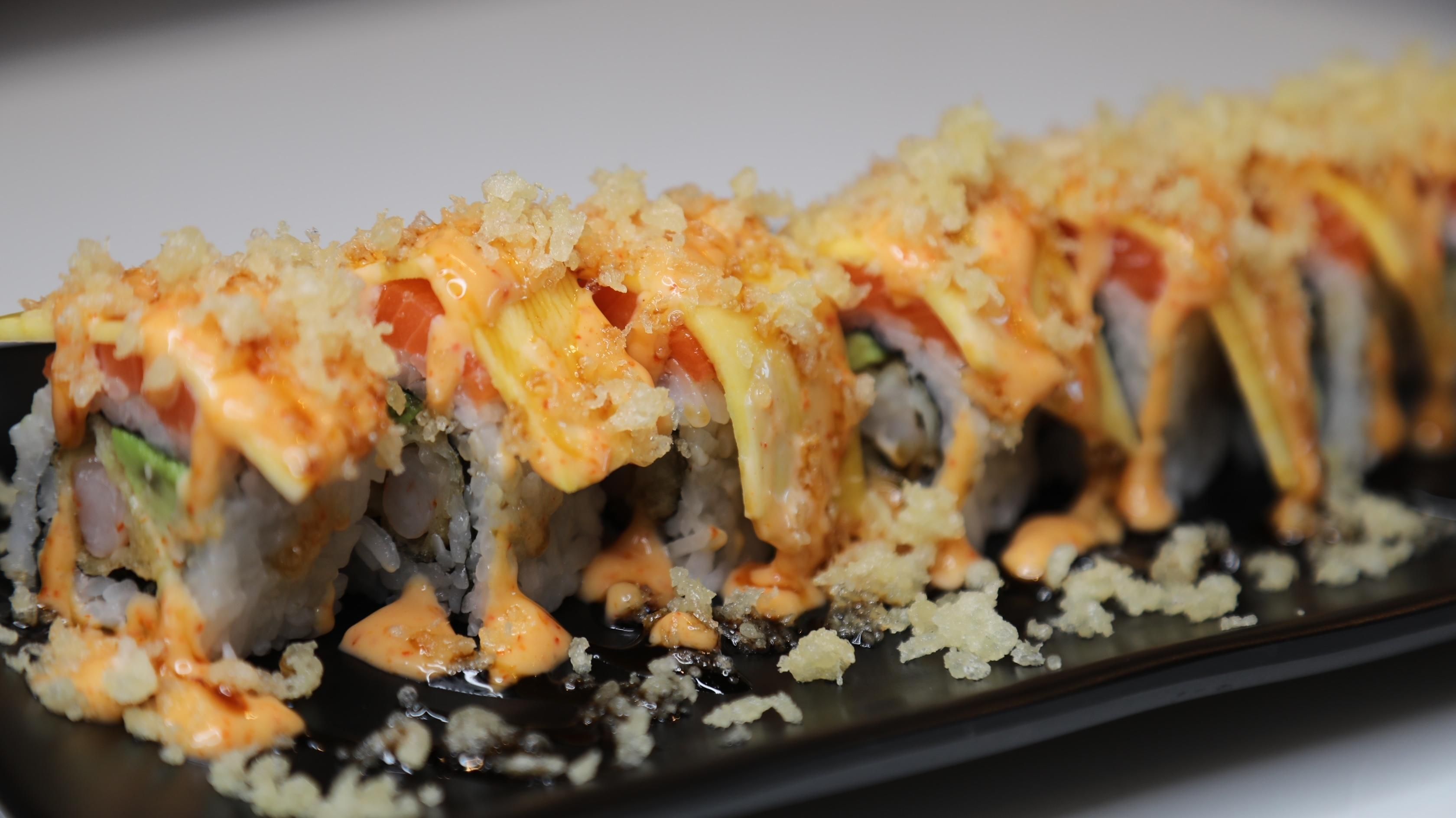 Crunchy Mango Roll.