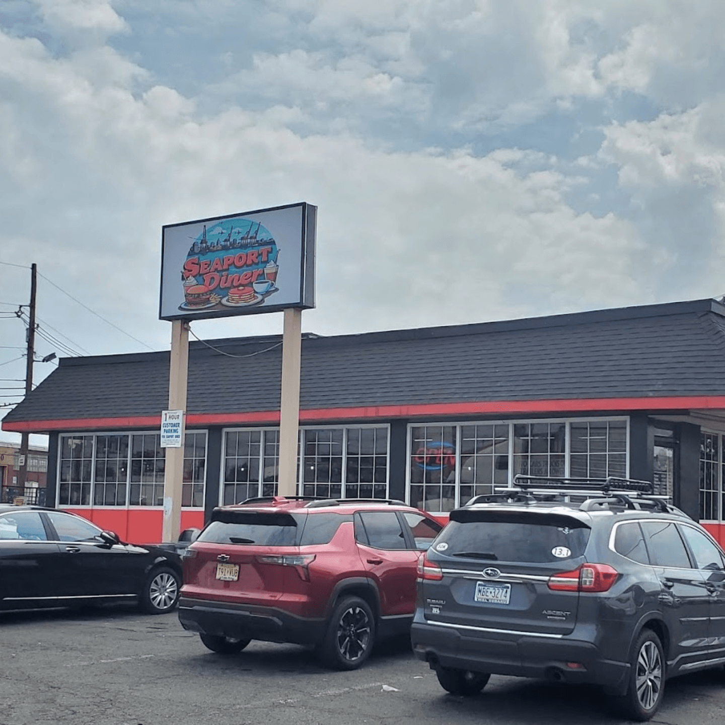 Welcome to Seaport Diner 