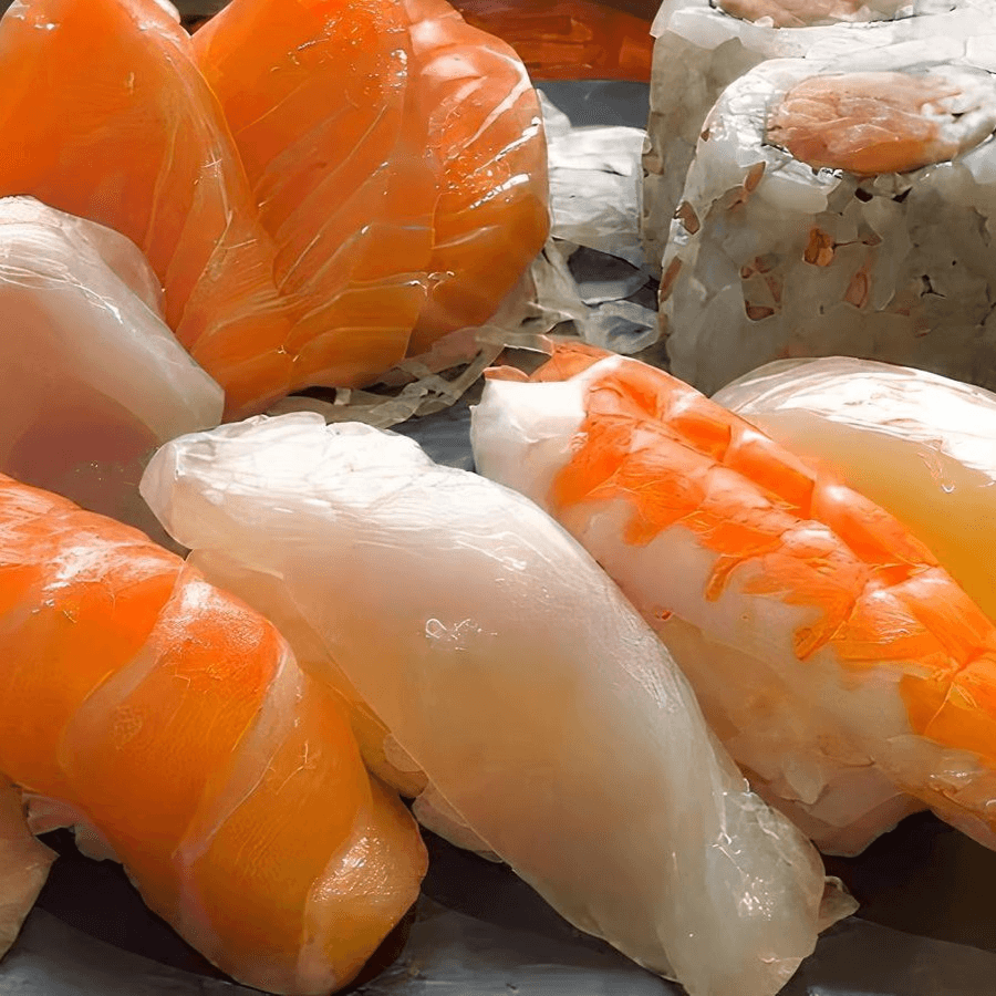 Sushi and Sashimi Combo A (13 Pcs).