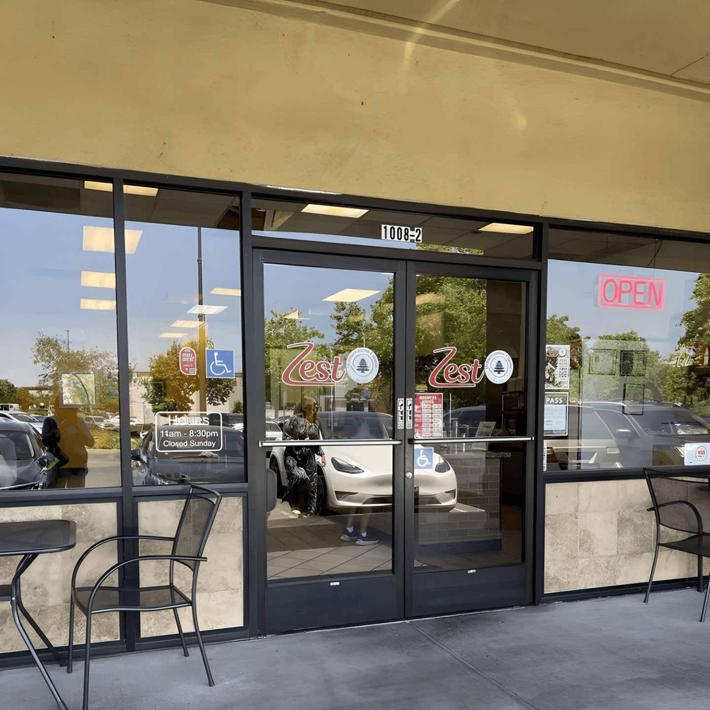 Welcome to Zest Mediterranean Cuisine