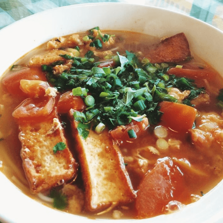 Northern style crab roe with vermicelli.