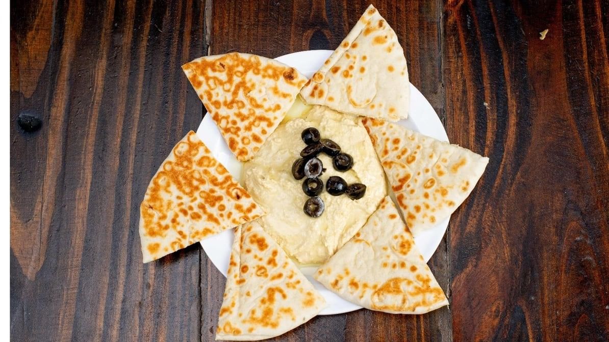 Hummus & Pita.