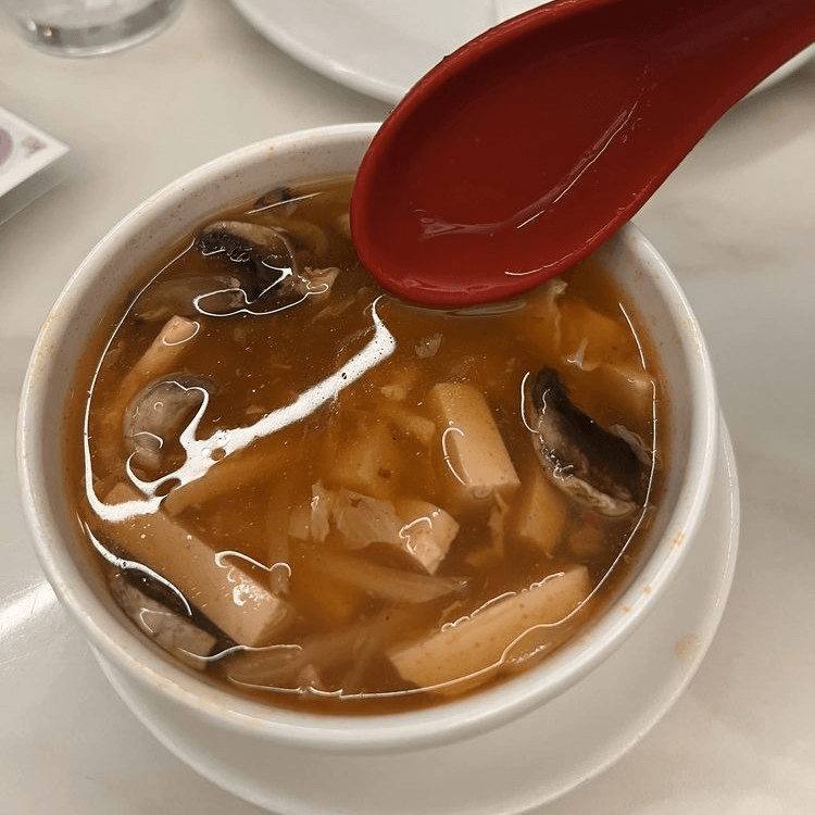 酸辣汤 Hot & Sour Soup.