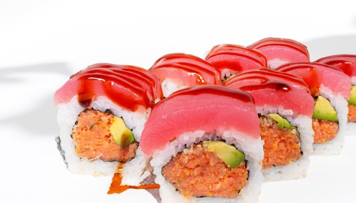 C9 Ichi Roll/ Raw Fish.