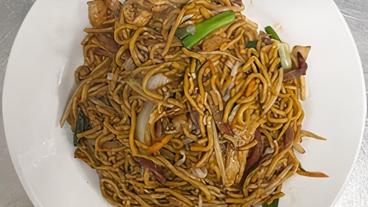Chicken Lo Mein.
