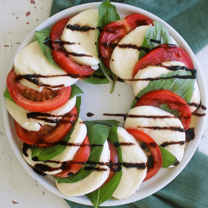 Fresh Caprese Salad: A Taste of Italy
