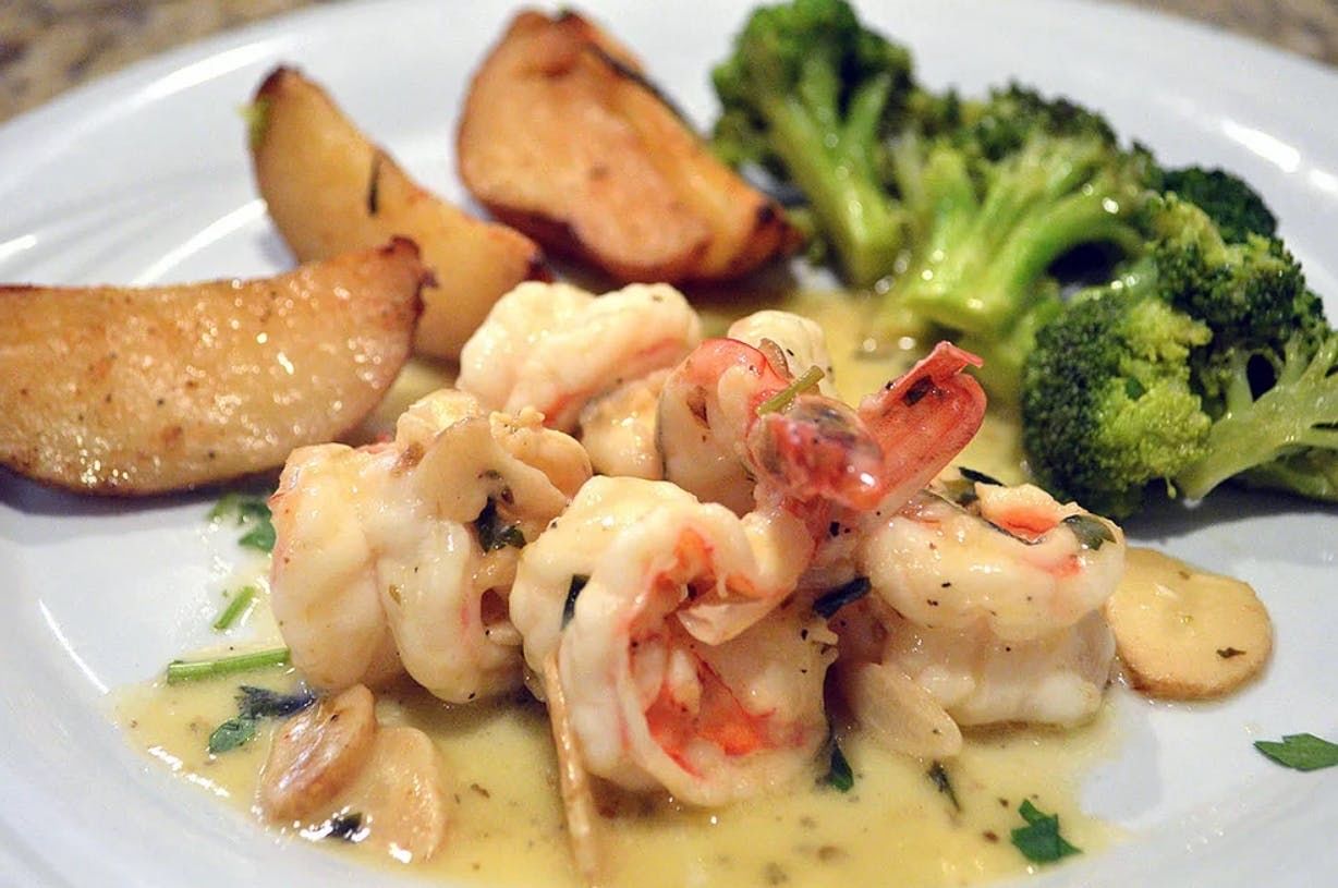 Delicious Carbonara and Italian Pasta Dishes