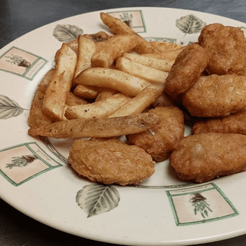 6 Chicken Nuggets & Fries
