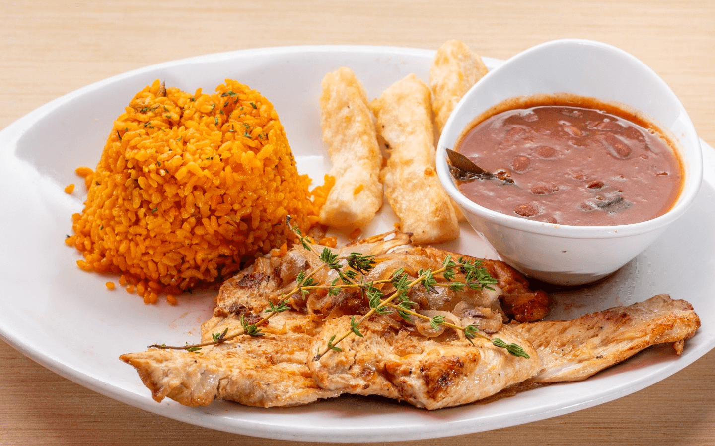  CHICAS Catering & Venue Rental