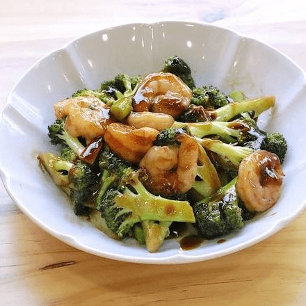 Shrimp with broccoli.