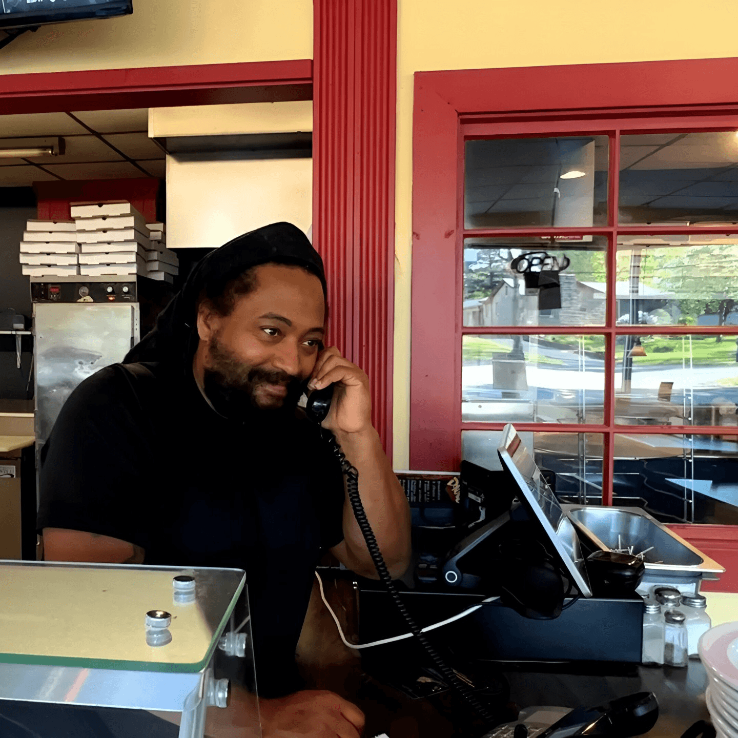 Welcome to Dontae's Highland Pizza Parlor