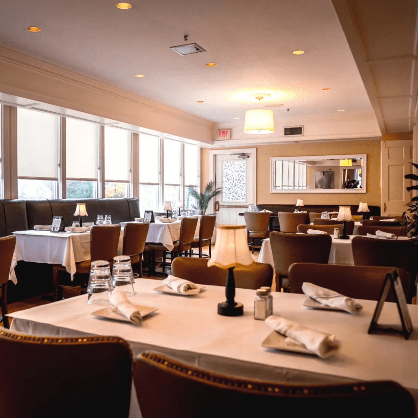 Dine In Style, Savor The Atmosphere