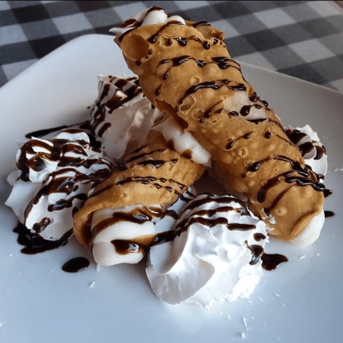 Cannoli's.