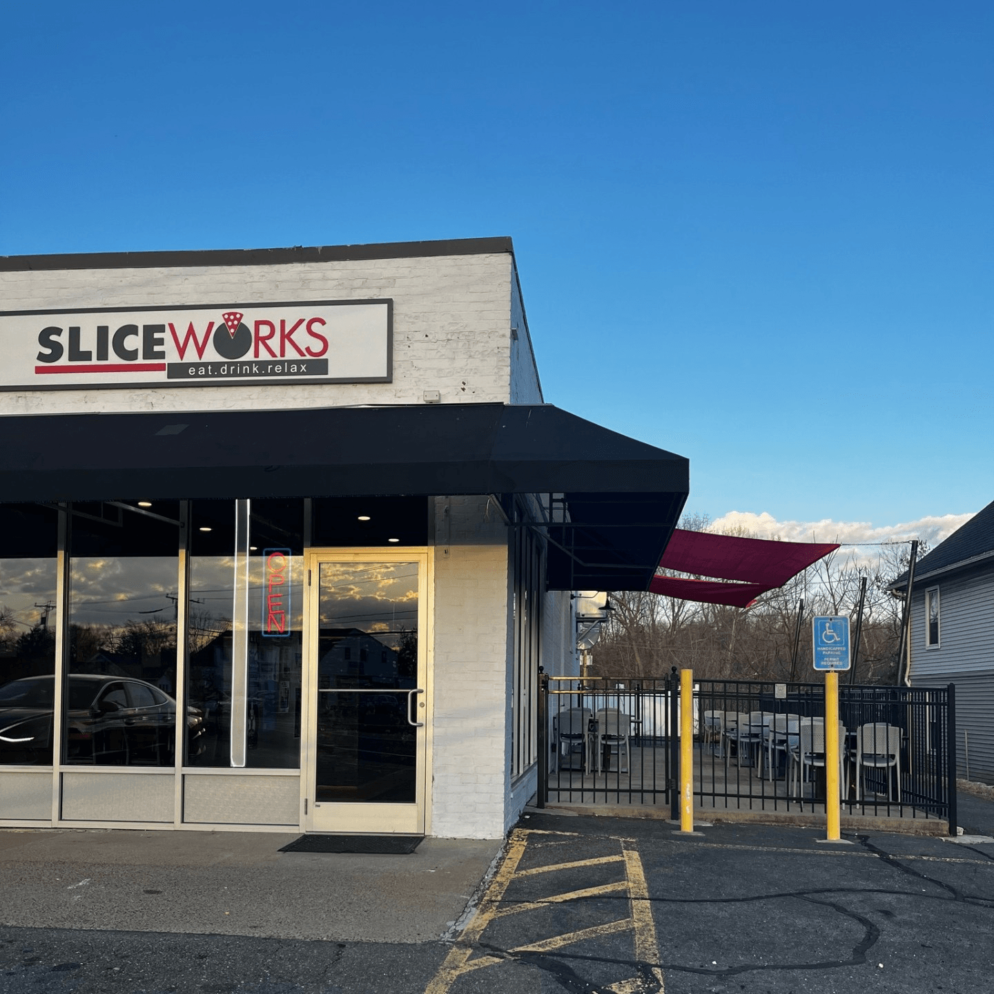 Glastonbury Location