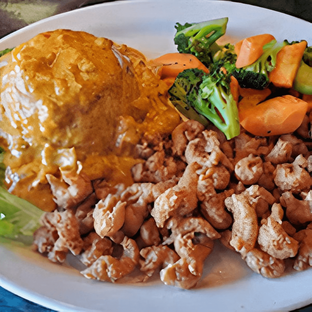 Crazy Alan's Crawfish Combo.