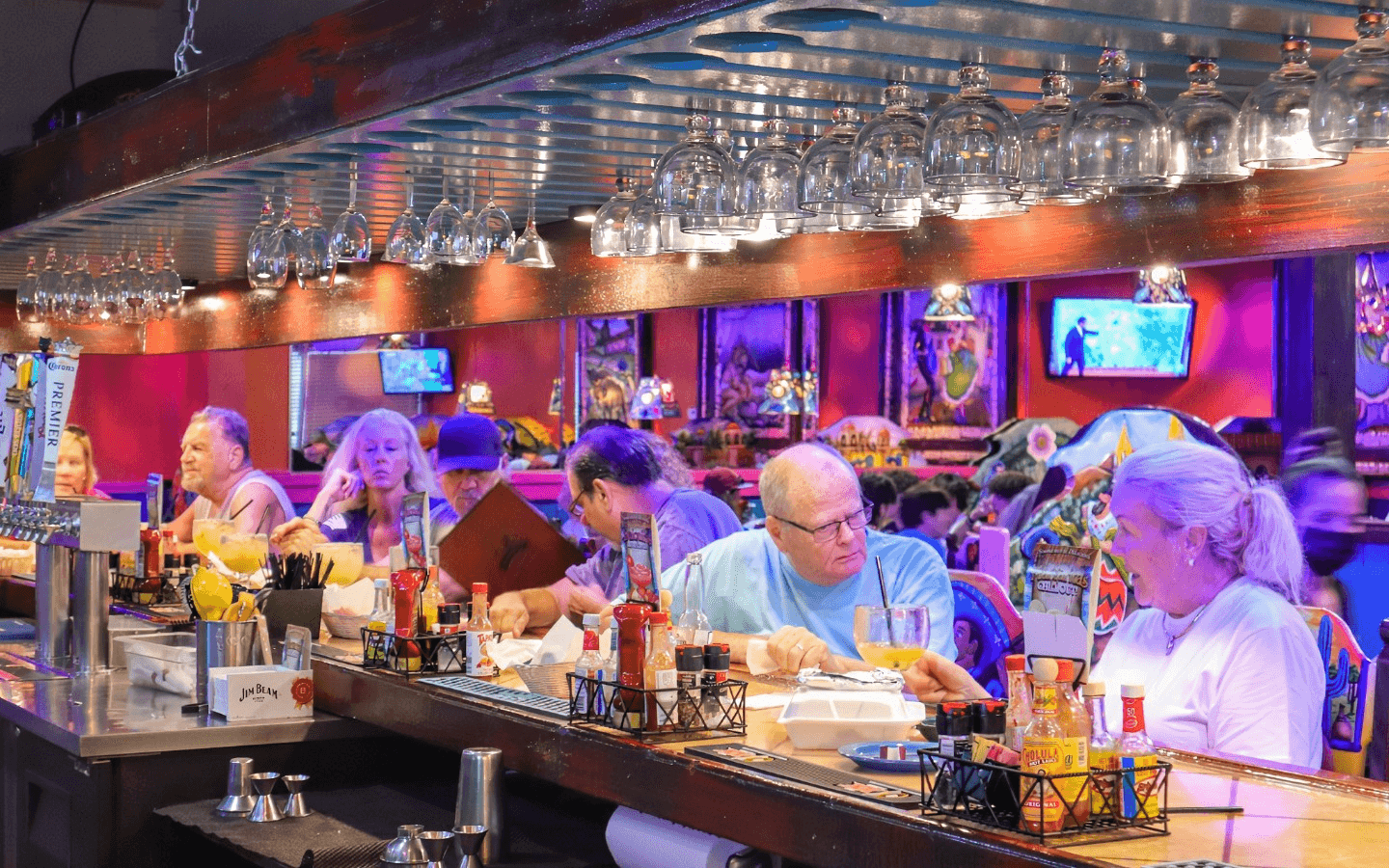 Los Magueyes Mexican Restaurant Rewards