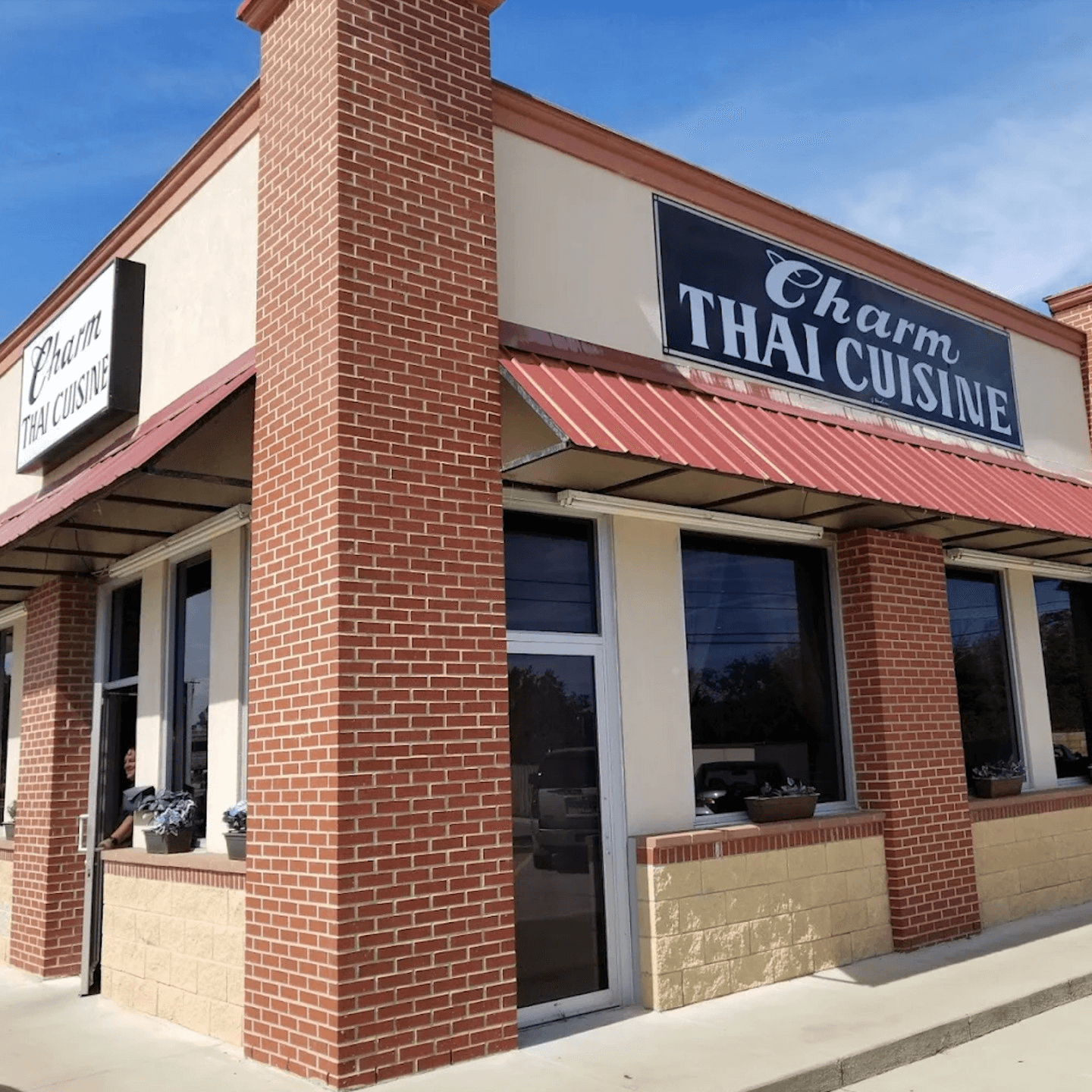 Welcome to Charm Thai Cuisine