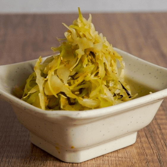Cabbage Salad　キャベツ塩昆布サラダ.