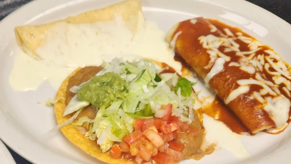 C. 1 Chalupa, 1 Cheese Taco, 1 Beef Taco & 1 Beef Enchilada.