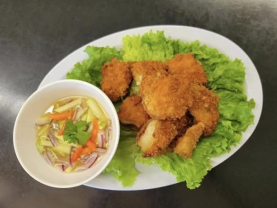 Fried Fish / Green Apple.