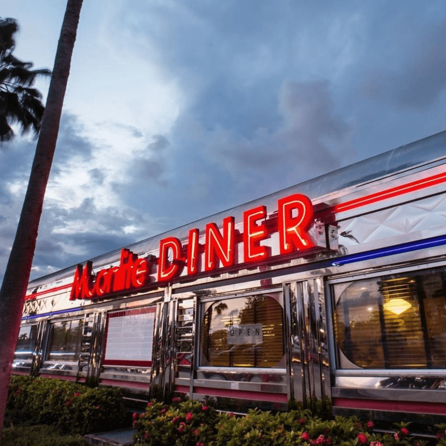 Moonlite Diner - Hollywood