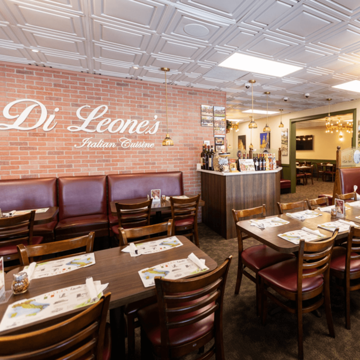 A Family-Friendly Dining Experience 👨‍👩‍👧‍👦