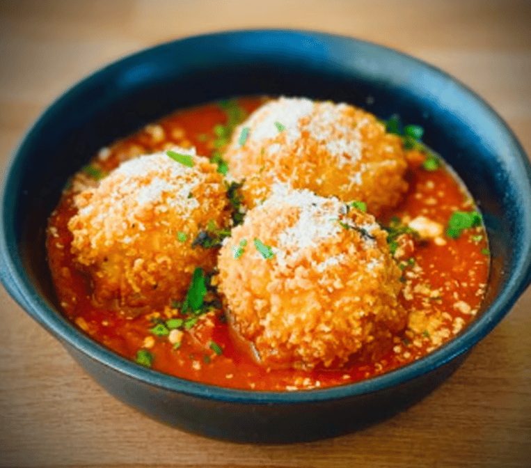 Tray of Arancini (20 pc).