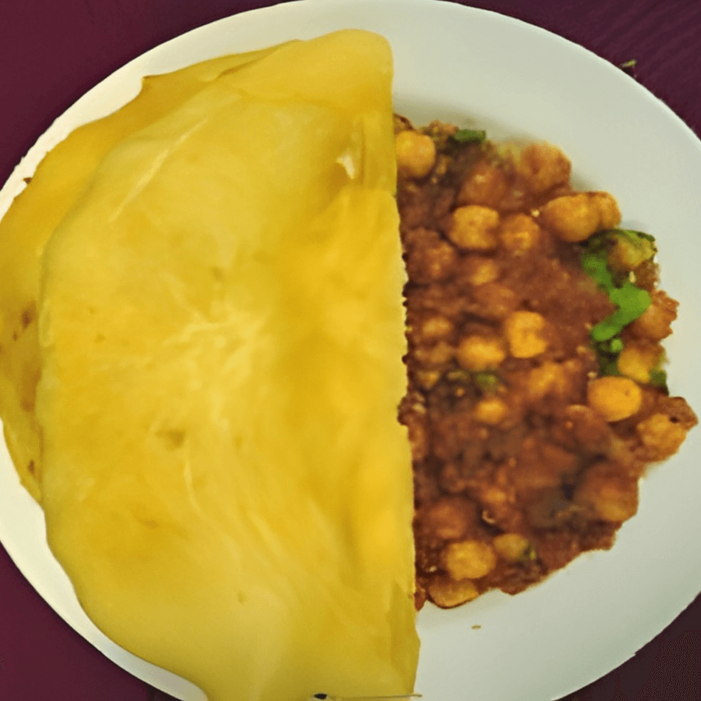 07. Chole Bhature.