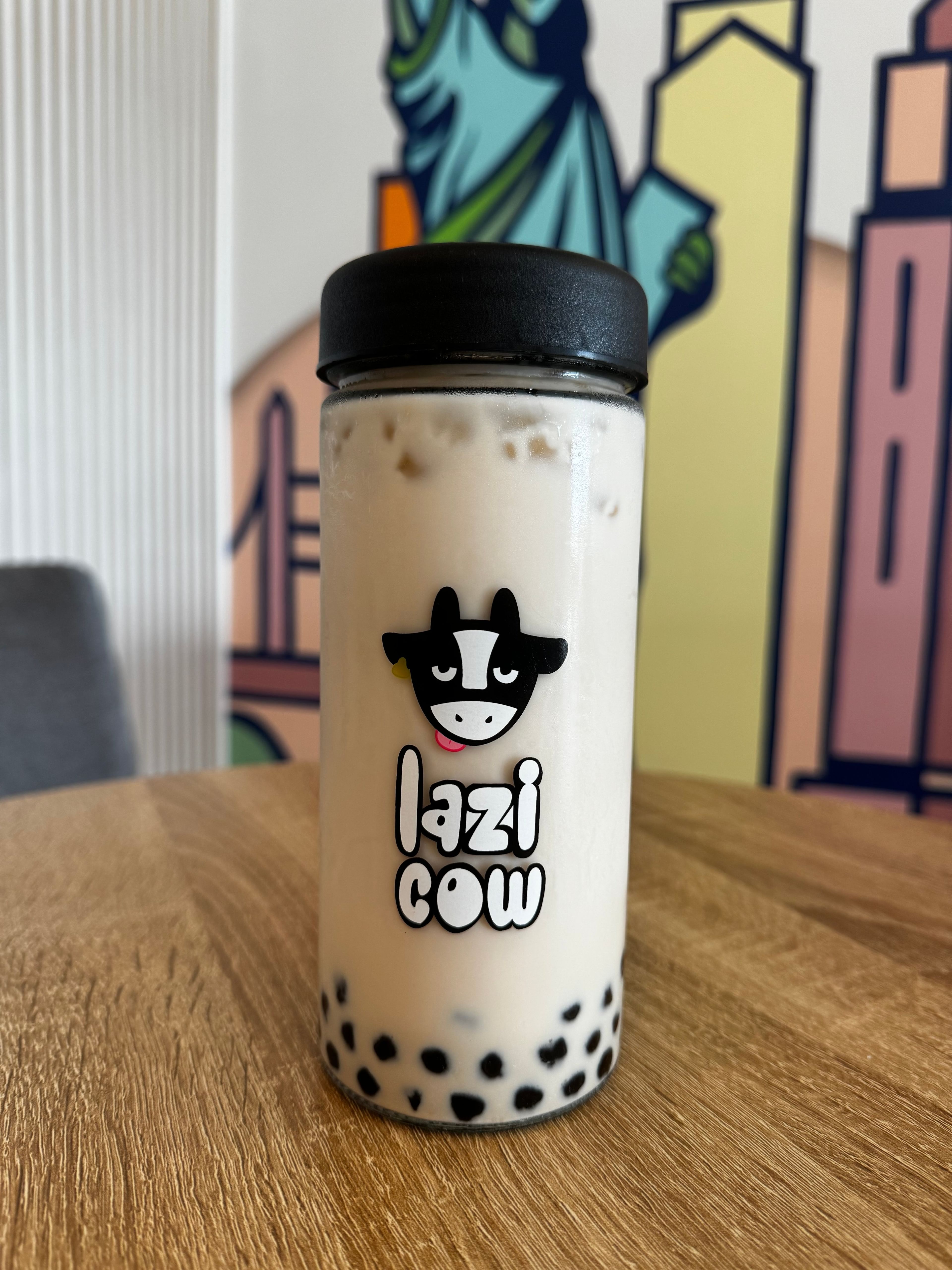 Lazi Cow Style Pumpkin Black Milk Tea.