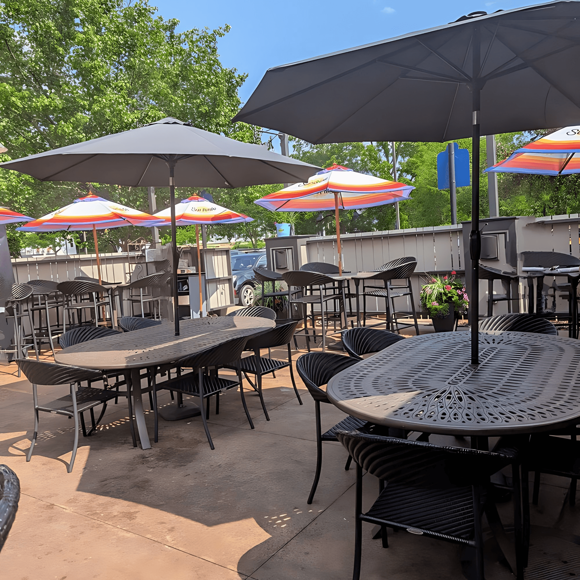 Label Kitchen + Bar gallery image #5