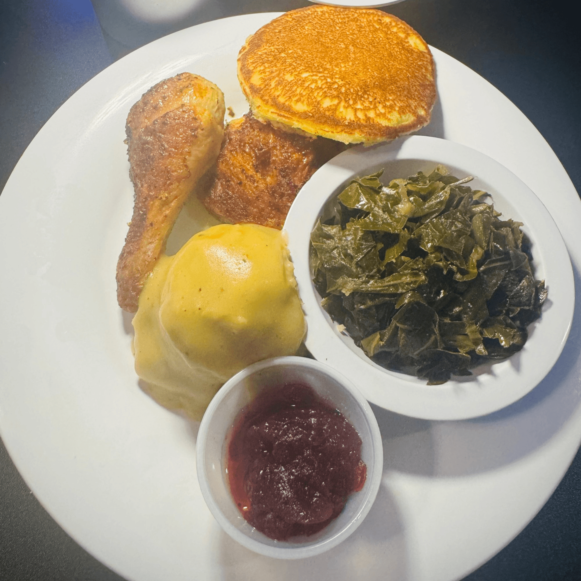 Blockers Soul Food Restaurant & Sports Bar gallery image #8