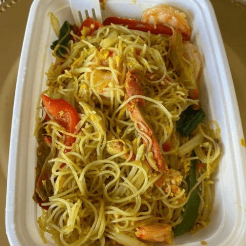 Singapore Noodles Lo Mein Noodles.