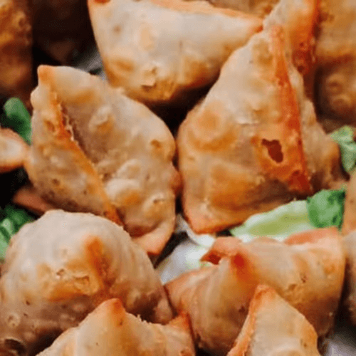 Aloo Samosa or Keema Samosa