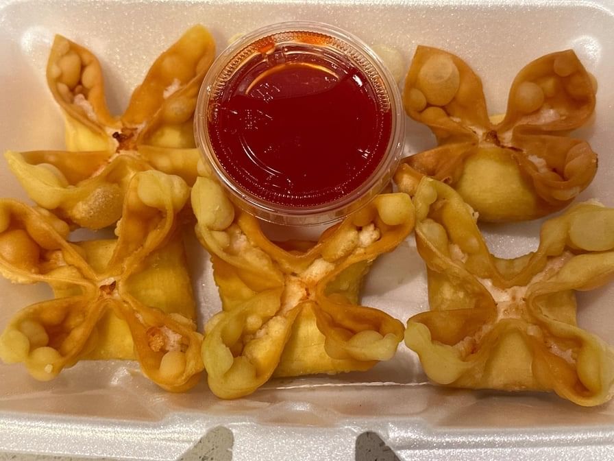 Crabmeat Rangoon (6 Pieces).