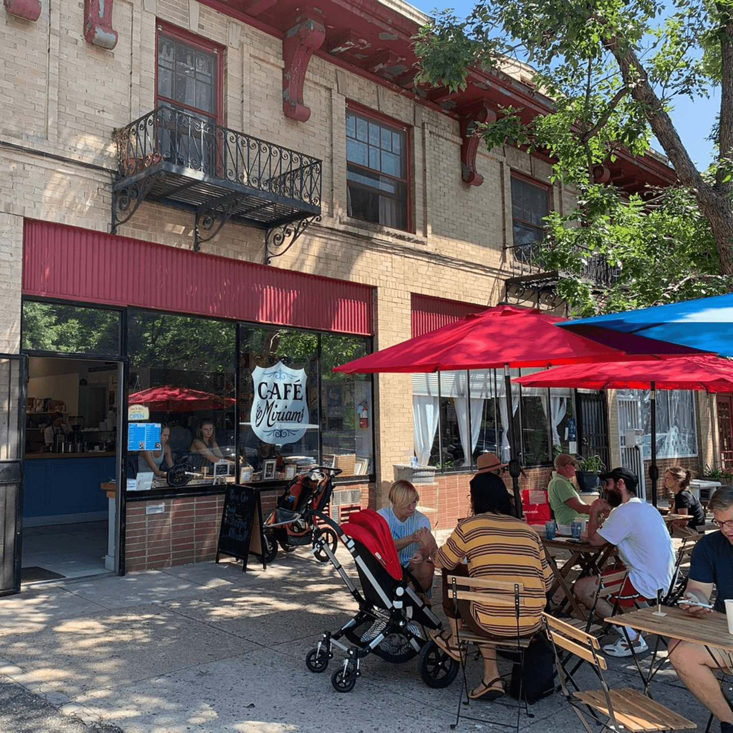 Welcome to Café Miriam