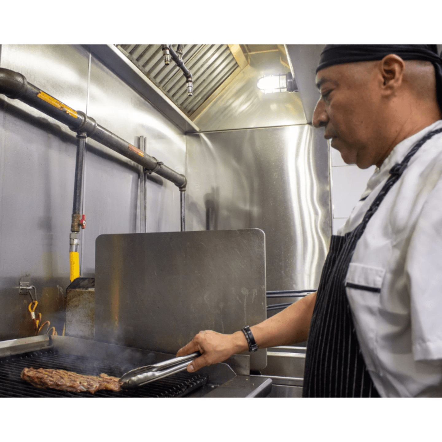 Seafood and Wine in a Welcoming Space