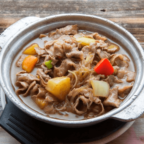 H11 Sautéed Supreme Beef with Vermicelli Hot Pot 沙茶肥牛浸粉絲煲