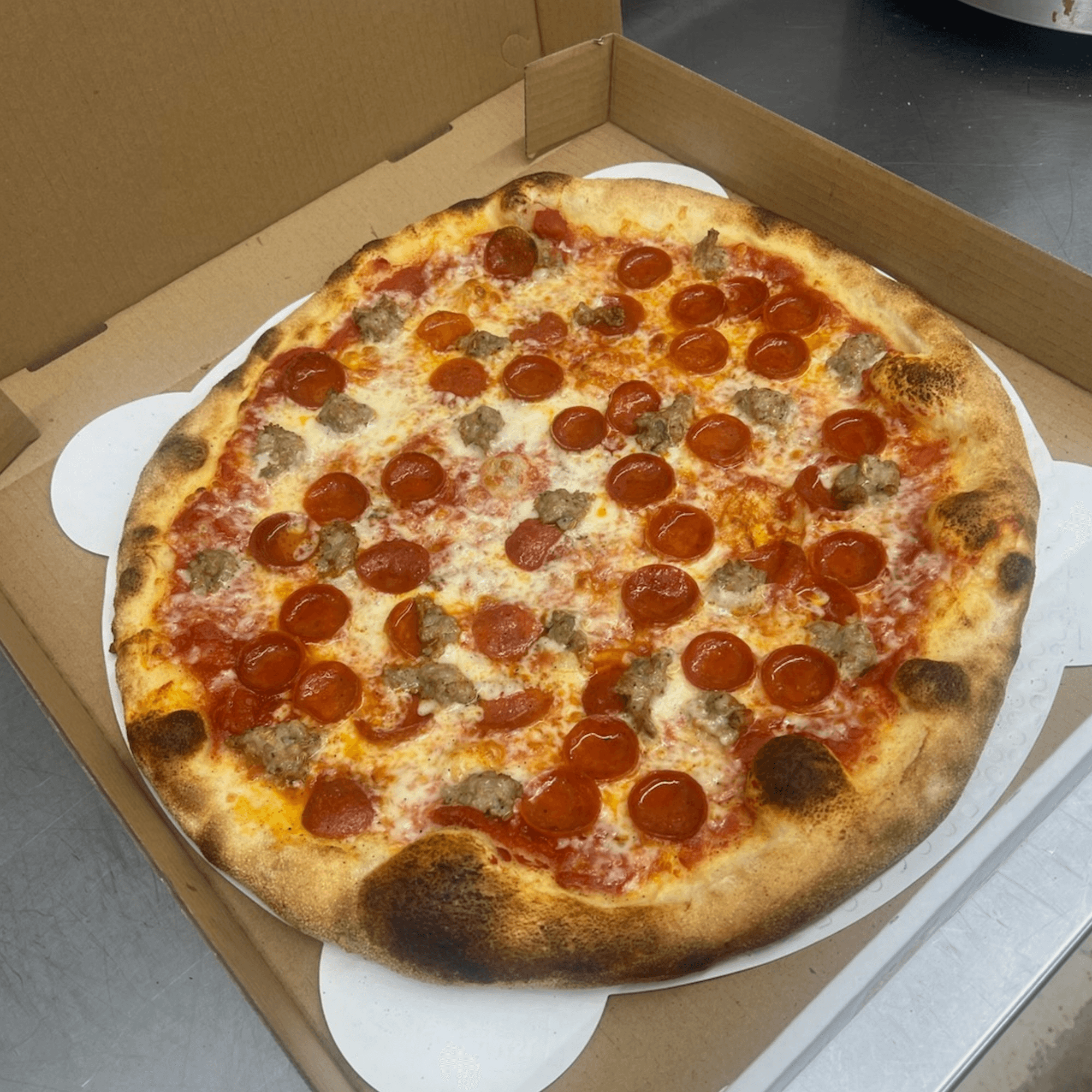 Mia Ava East Coast Pizza gallery image #1