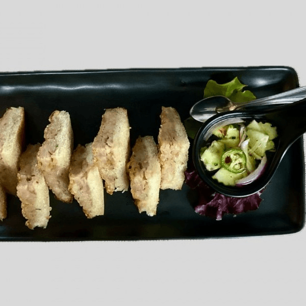 Thai toast (8 pieces).