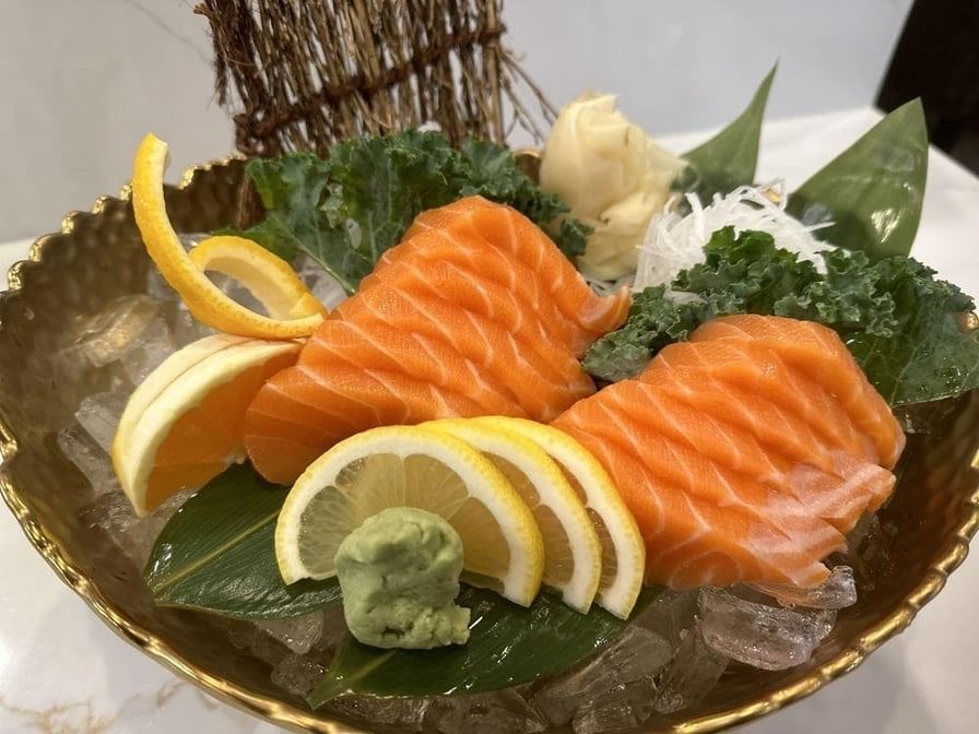 Salmon Sashimi (12 Pc).