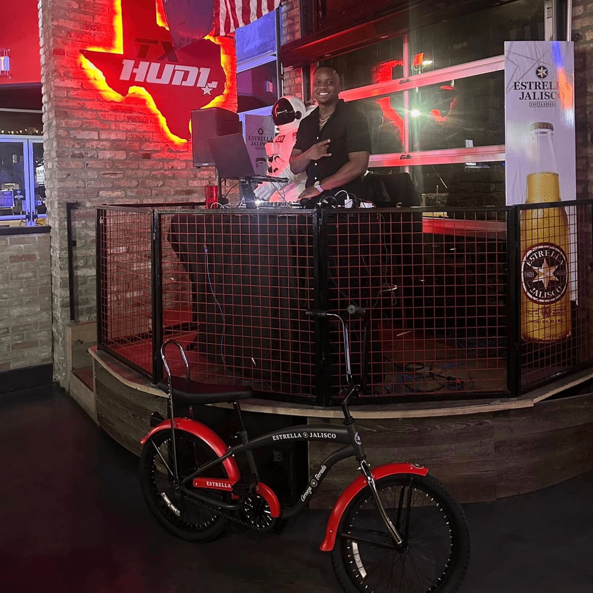 Texas Huddle gallery image #4