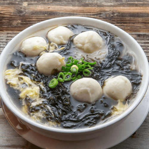 N31 Seaweed, Egg & Fish Ball Noodle Soup 紫菜雙魚丸湯麵