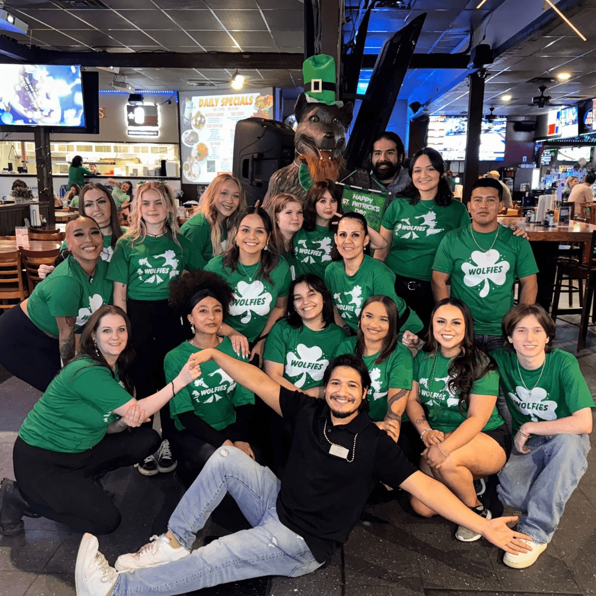 Wolfies Restaurant and Sports Bar gallery image #5