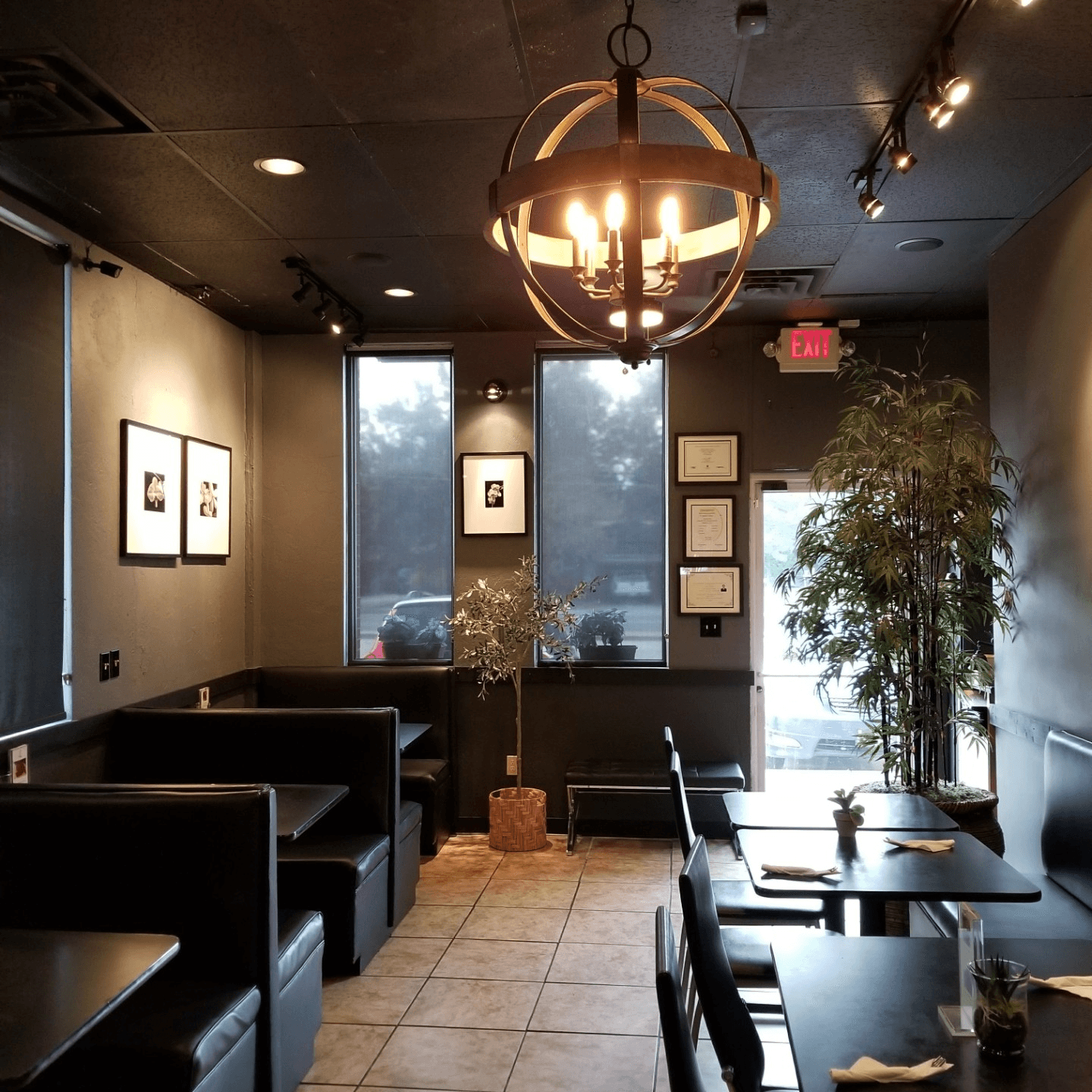 Reserve Ahead for a Smooth, Flavorful Experience