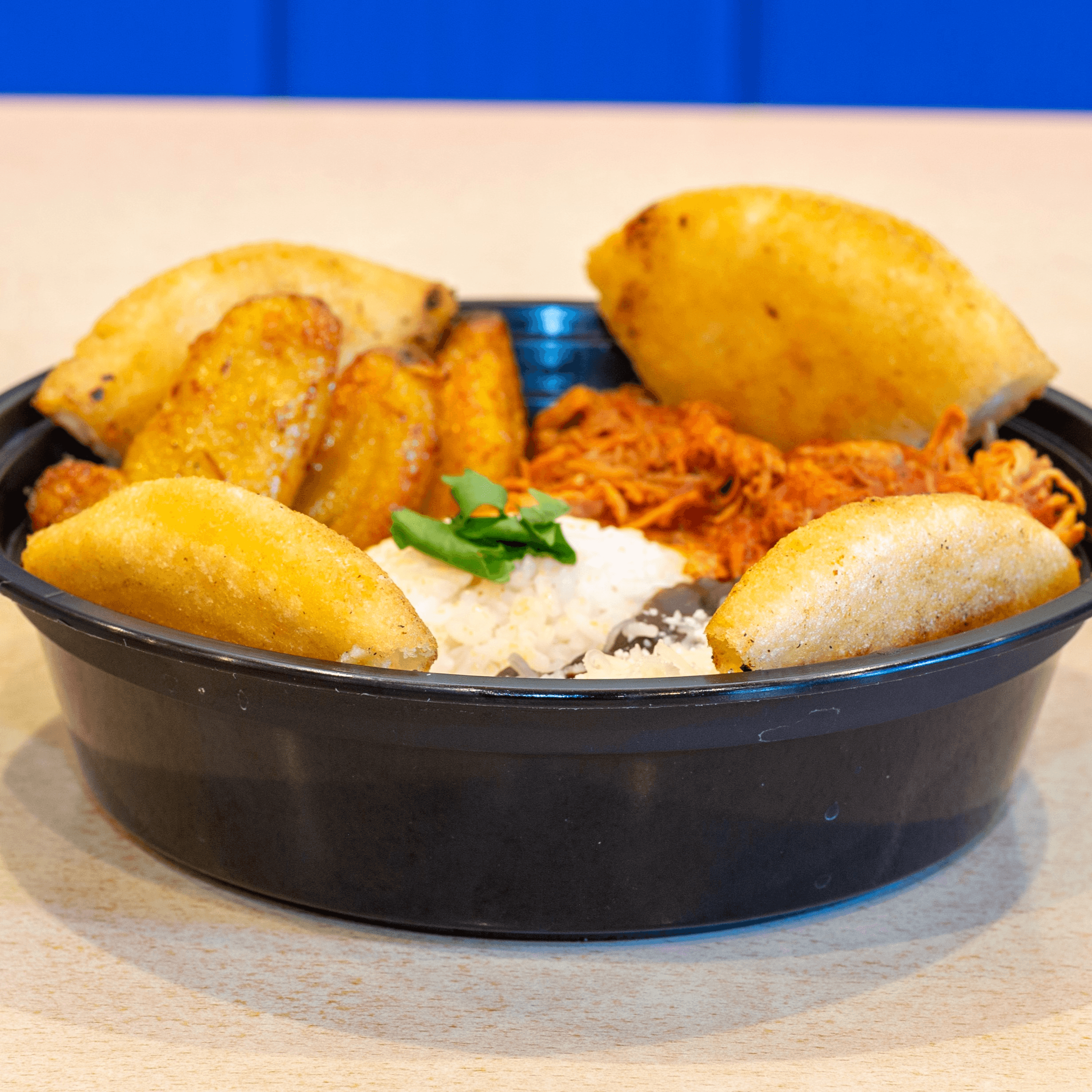 Pabellon Bowl - Bowl de Pabellón.